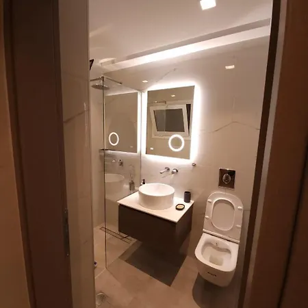 דירה Oikos Hospitality